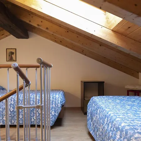 Willow House Apartment